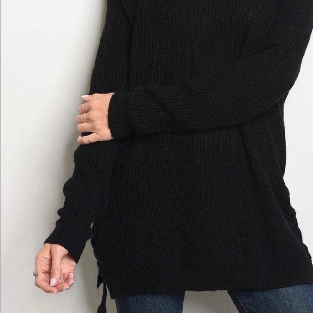 LAST1️⃣//BLACK ANGORA BLEND COLD SHOULDER SWEATER - Picture 5 of 7